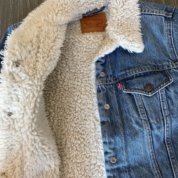 Levi Strauss denim Sherpa lined jacket - Picture 4 of 6